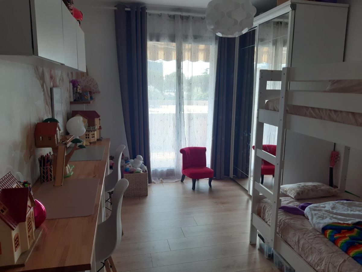 3p Avec Garage Proche Aeroport, Tramway Et Avec Toutes Commodites! * Nizza